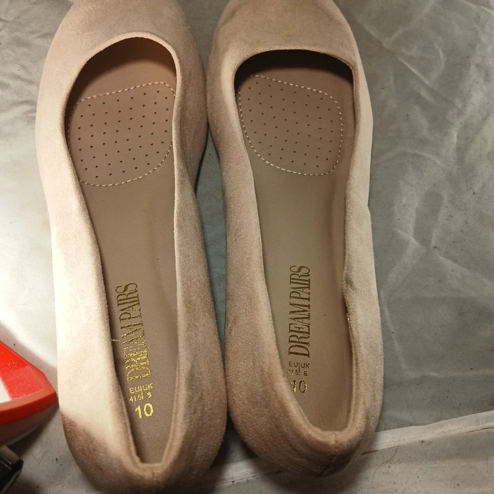 Dream Pairs Debbie-W Womens Nude Beige Faux‎ Suede Low Wedge Pumps Size 10